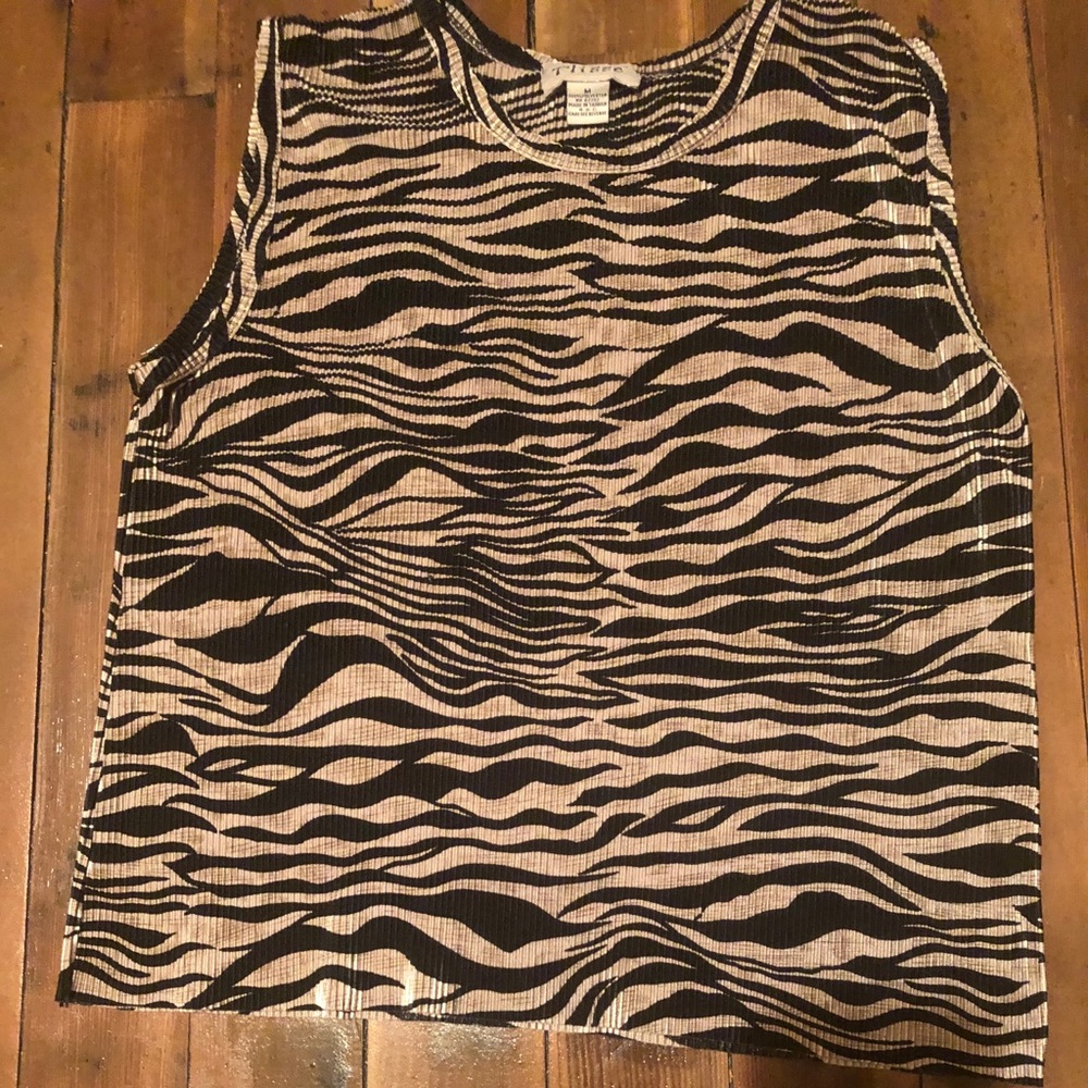 Animal print sleeveless blouse